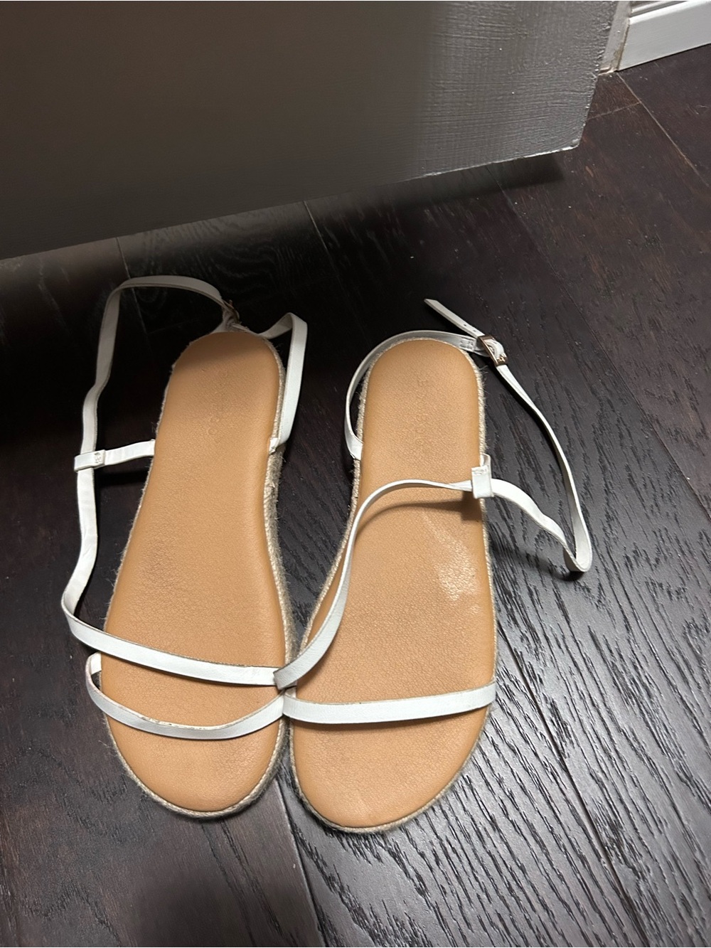 Women’s White Strappy Flat Sandals